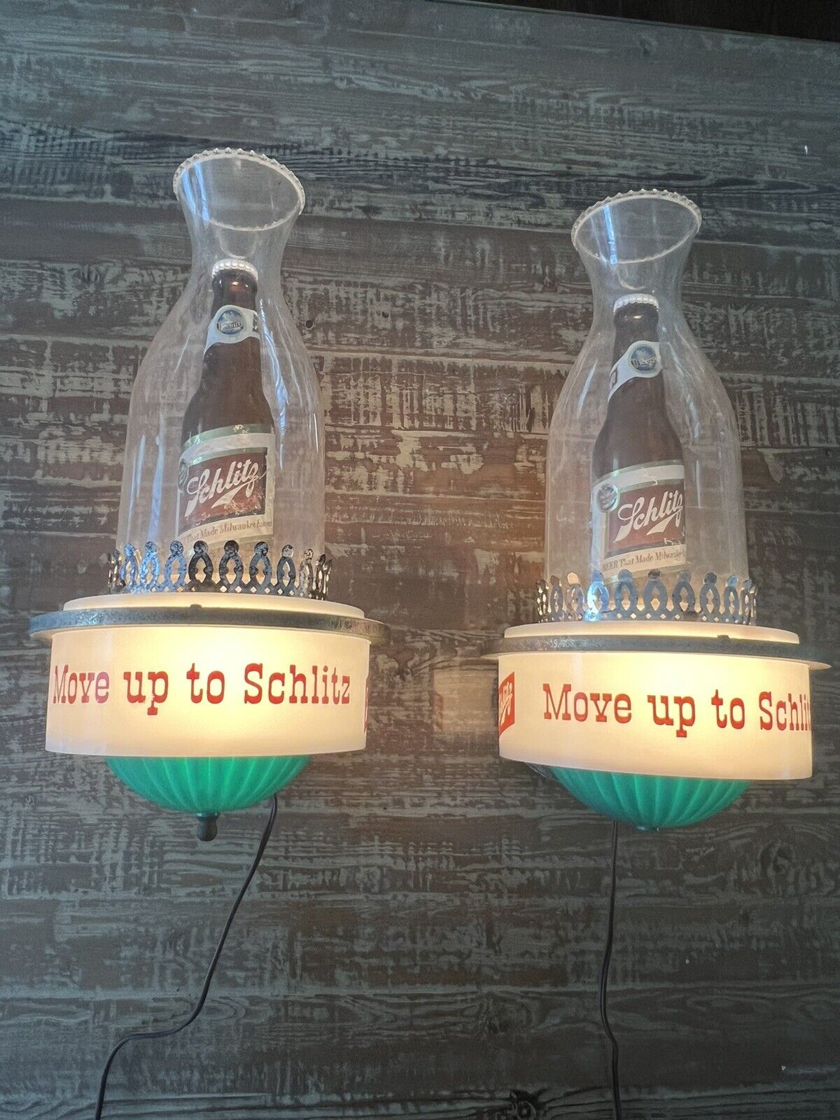 Vintage 1959 SCHLITZ WALL SCONCES BEER SIGNS Working  7OZ NICE PAIR TESTED