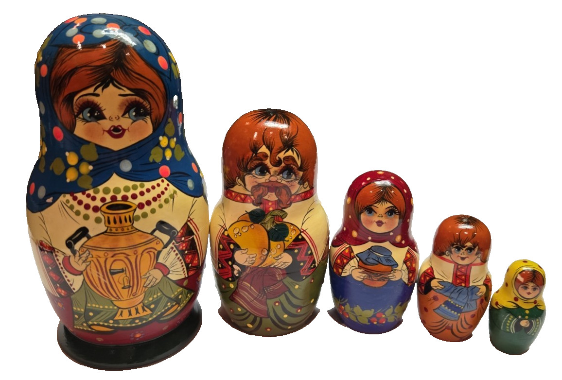 Vintage RUSSIAN NESTING DOLLS 5 Doll Set 2002 Ukraine Signed
