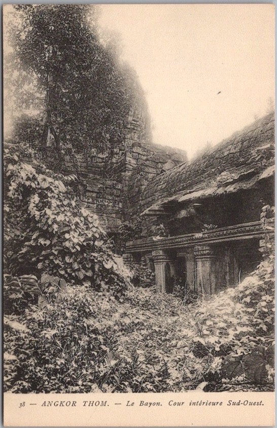 Vintage Siem Reap, CAMBODIA Postcard ANGKOR THOM \