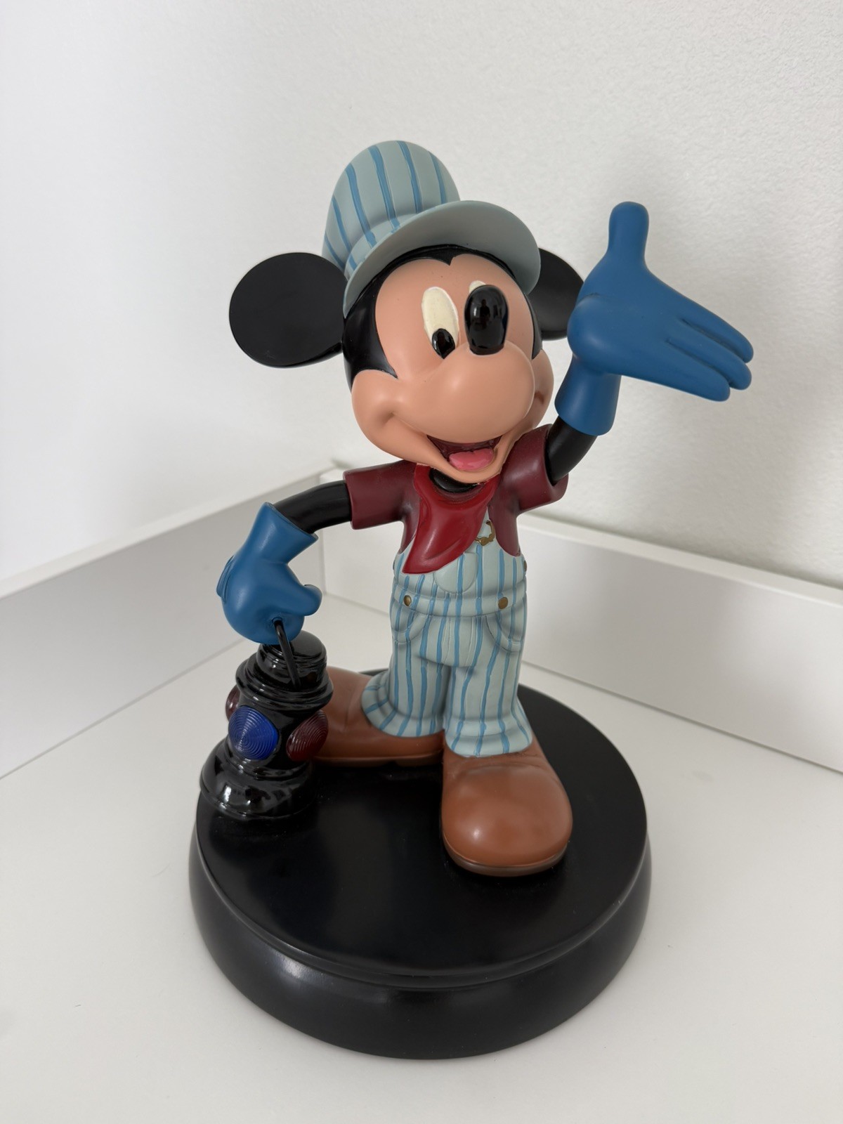 HTF Disney Parks Mickey Train Engineer Statue Costa Alavezos Art of Disney 11\