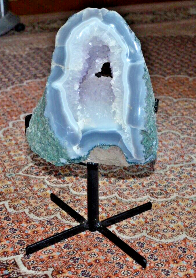 LIGHT BLUE PURPLE AMETHYST & CLEAR QUARTZ GEODE CLUSTER CYSTAL SPECIMEN 15