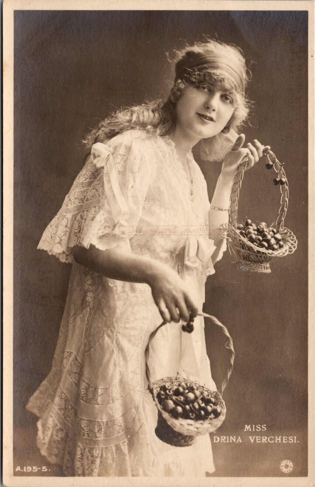 DRINA VERCHESI : BRITISH BEAUTY & ACTRESS : ROTARY PHOTO : 1910\'s