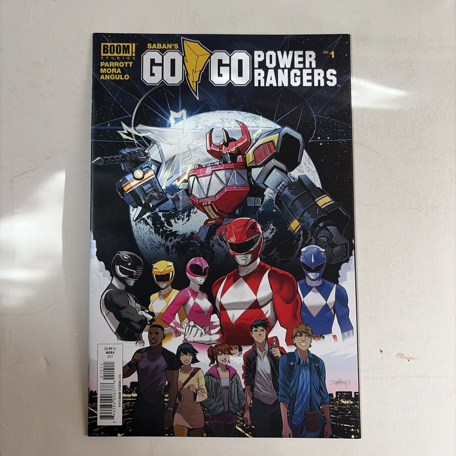 Saban\'s Go Go Power Rangers Vol. 1 Mighty Morphin Power Rangers 2018 Graphic HG