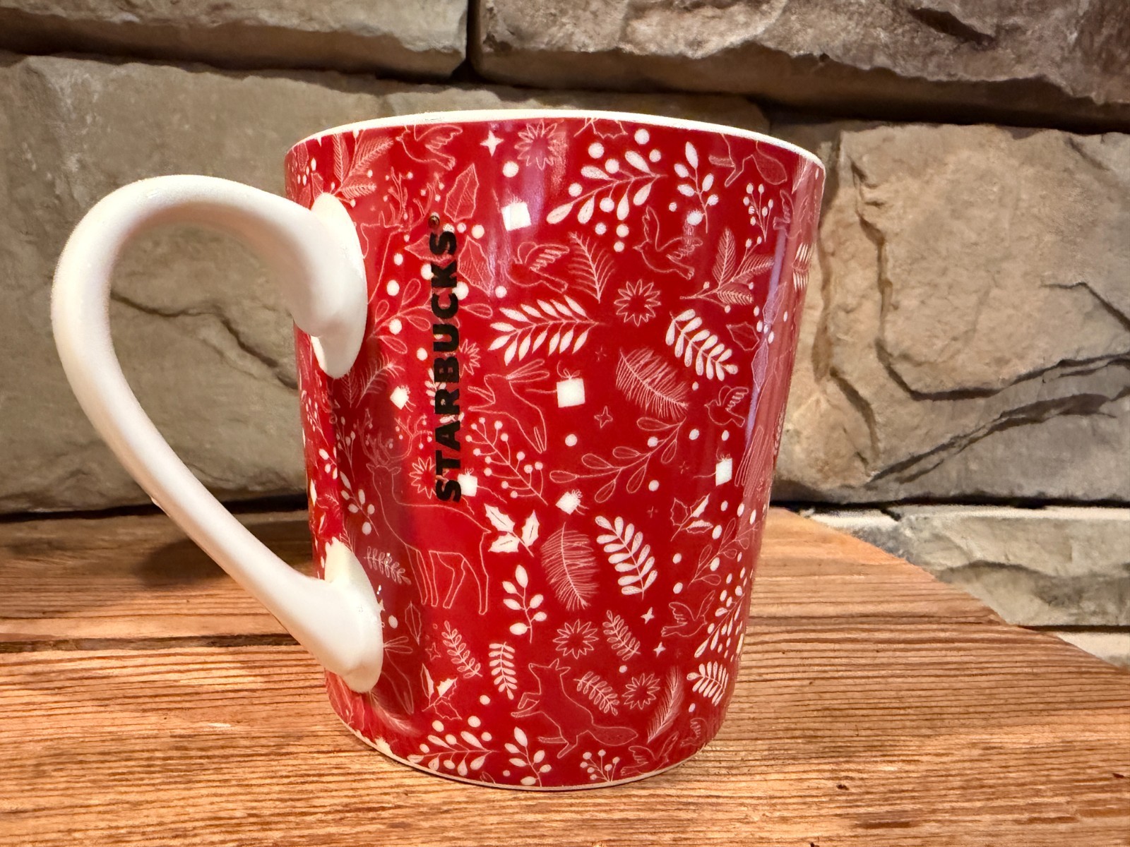 Vtg Starbucks Coffee Mug Winter Ceramic Red/White Woodland Deer Fox 18 oz EUC