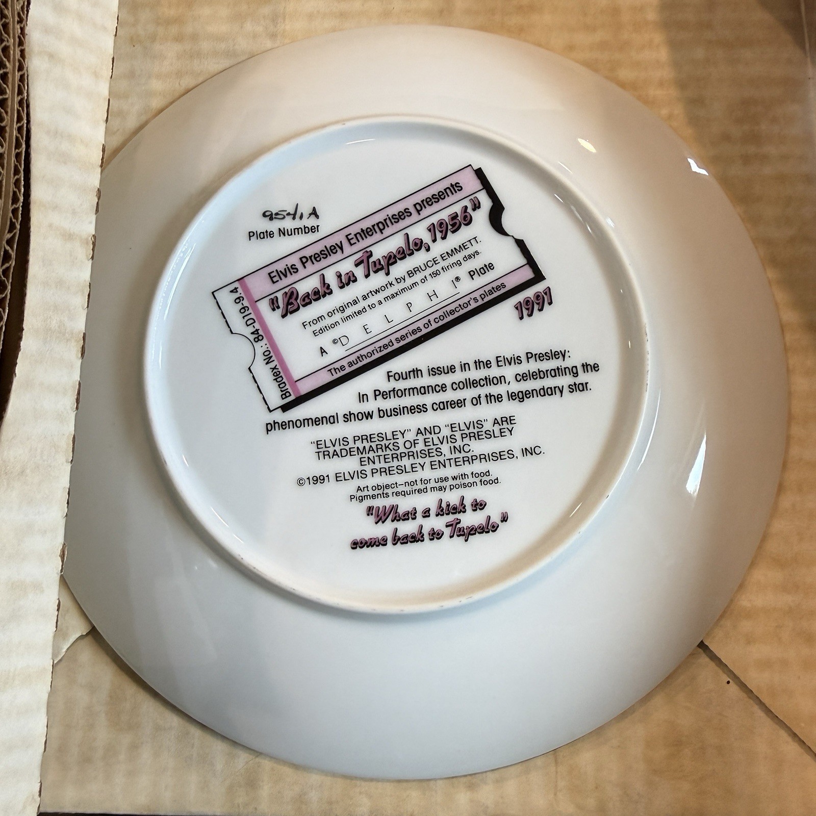 Vintage 1991 Bradford Exchange Elvis Presley Delphi Plate Back in Tupelo 1956