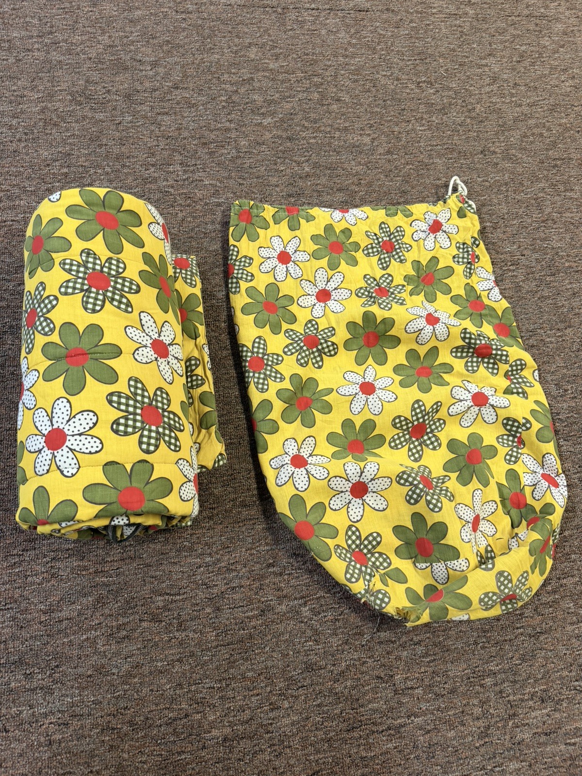 Vintage 1960s Floral Sleeping Bag Groovy Retro Flower Power Print Working Zipper