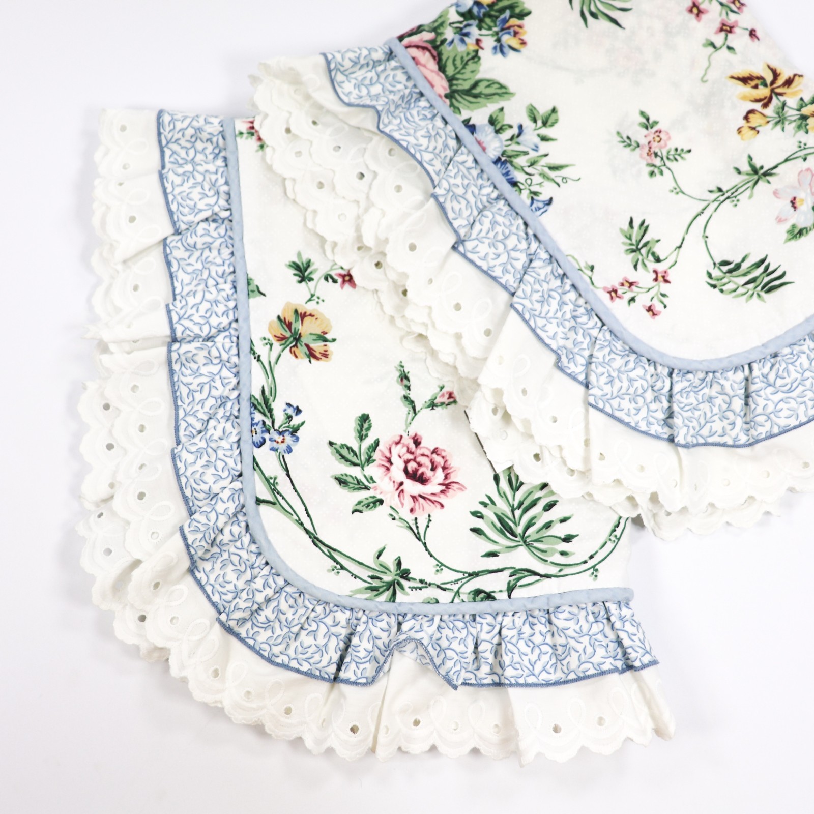 Vtg JC Penney Pillow Shams Standard Pink Roses Eyelet Lace Ruffle Shabby Cottage