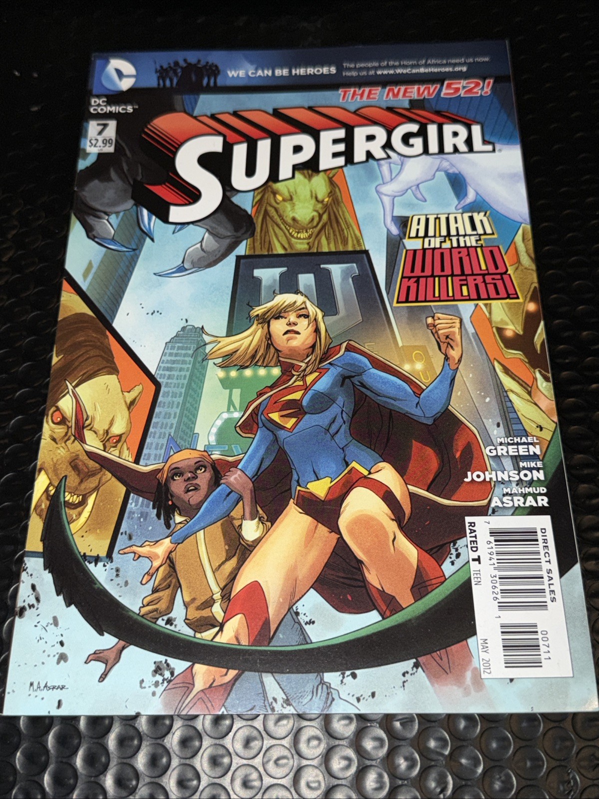 SUPERGIRL #7 Attack of the World Killers The New 52 May 2012 MINT