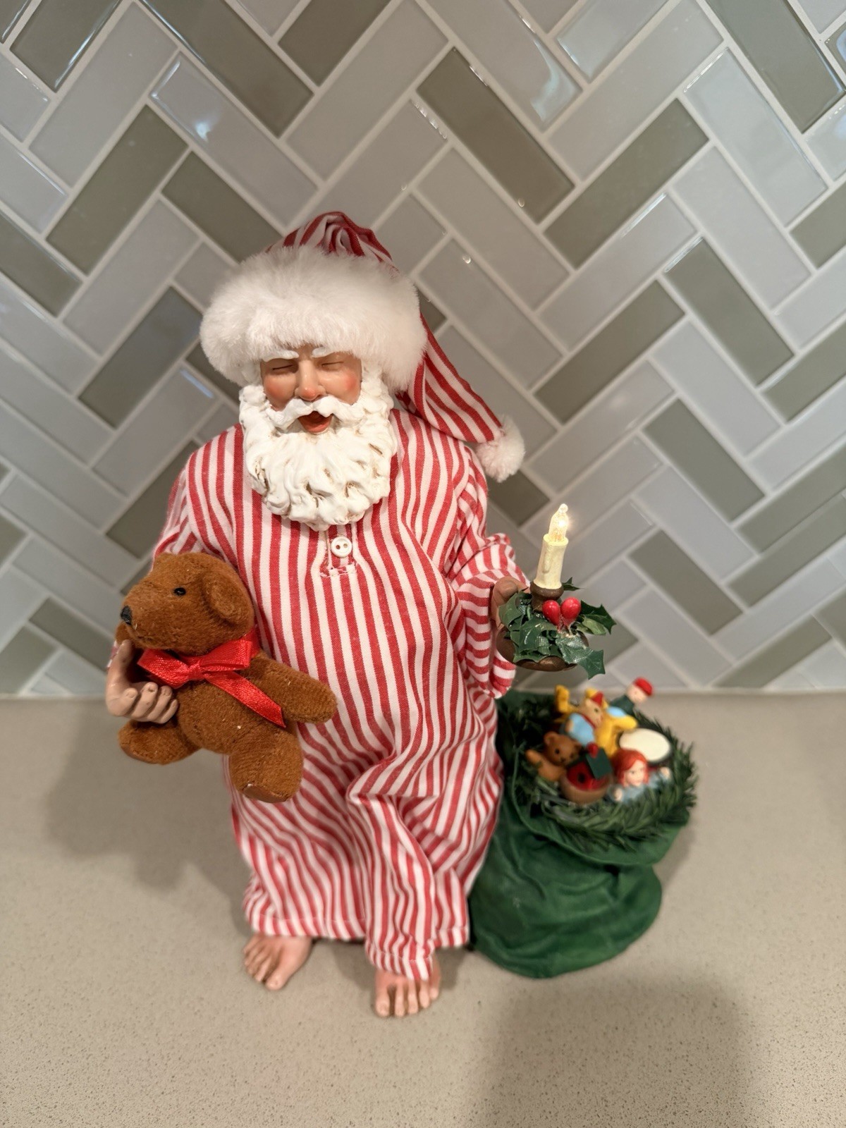 Possible Dreams Clothtique Sleepy Time Santa #15203 Teddy Bear Candle Toy Sack
