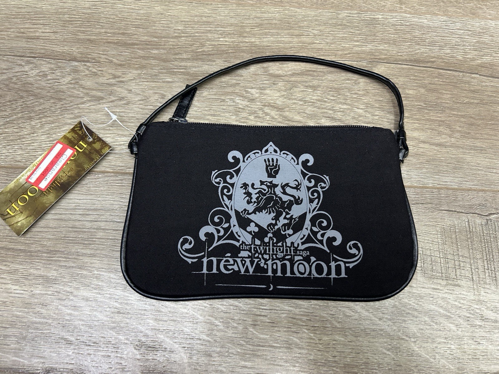 Twilight Saga New Moon Cullen Crest Black Zipper Small Change Purse New Twilight Saga New Moon Cullen Crest Black Zipper Small Change Purse New