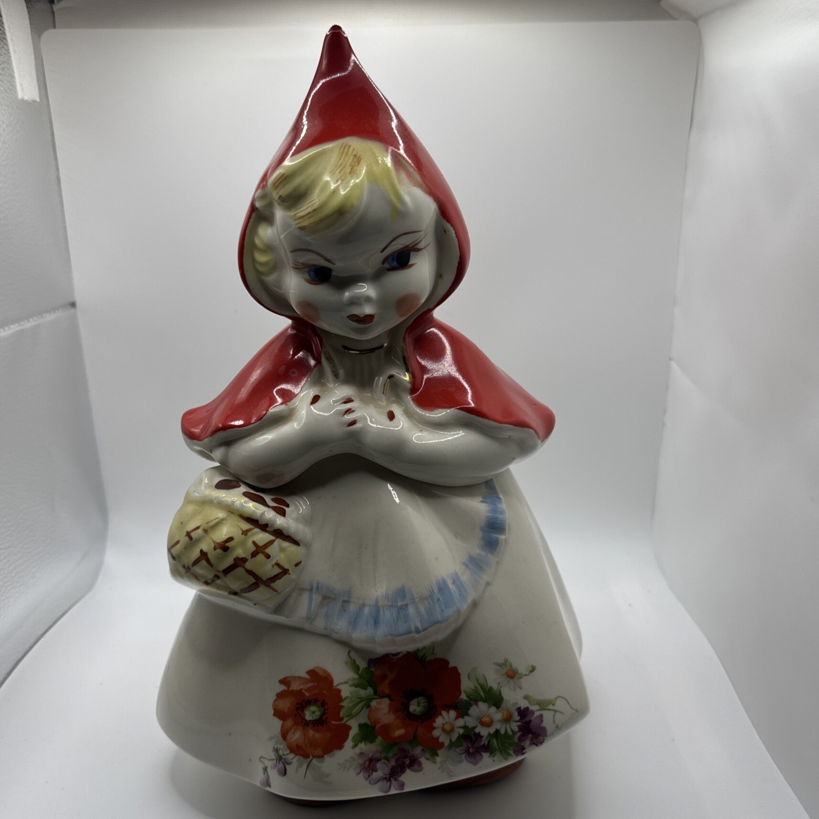 Vintage Hull Little Red Riding Hood Cookie Jar 1940’s  Pat. Des. No. 135889 USA