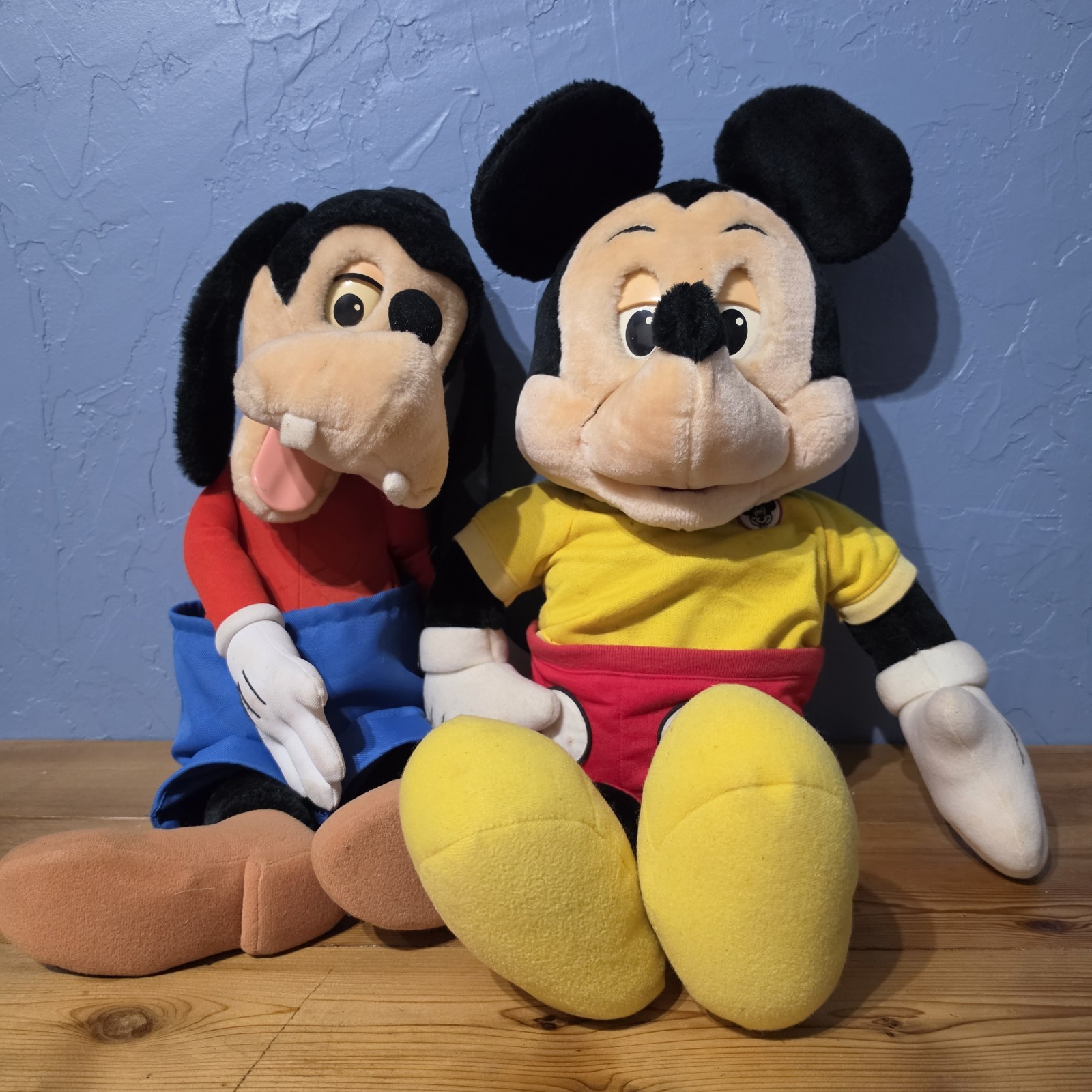 Vintage Disney Worlds Of Wonder Talking Mickey Mouse And Goofy 24