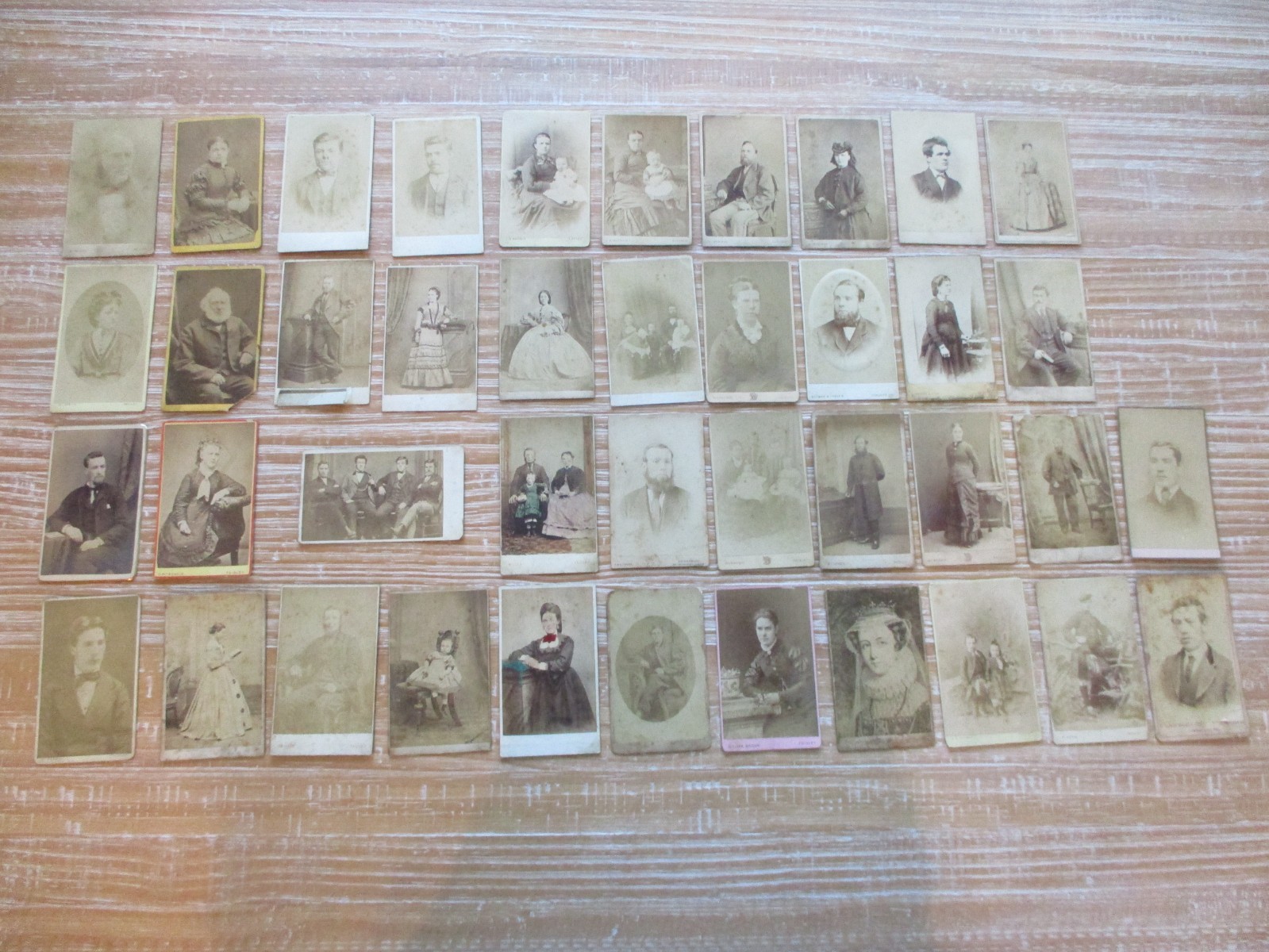 ANTIQUE CDV CARDS 1800'S LOT (41) - PHOTOGRAPHY EPHEMERA -SCOTTISH DESCENT -READ