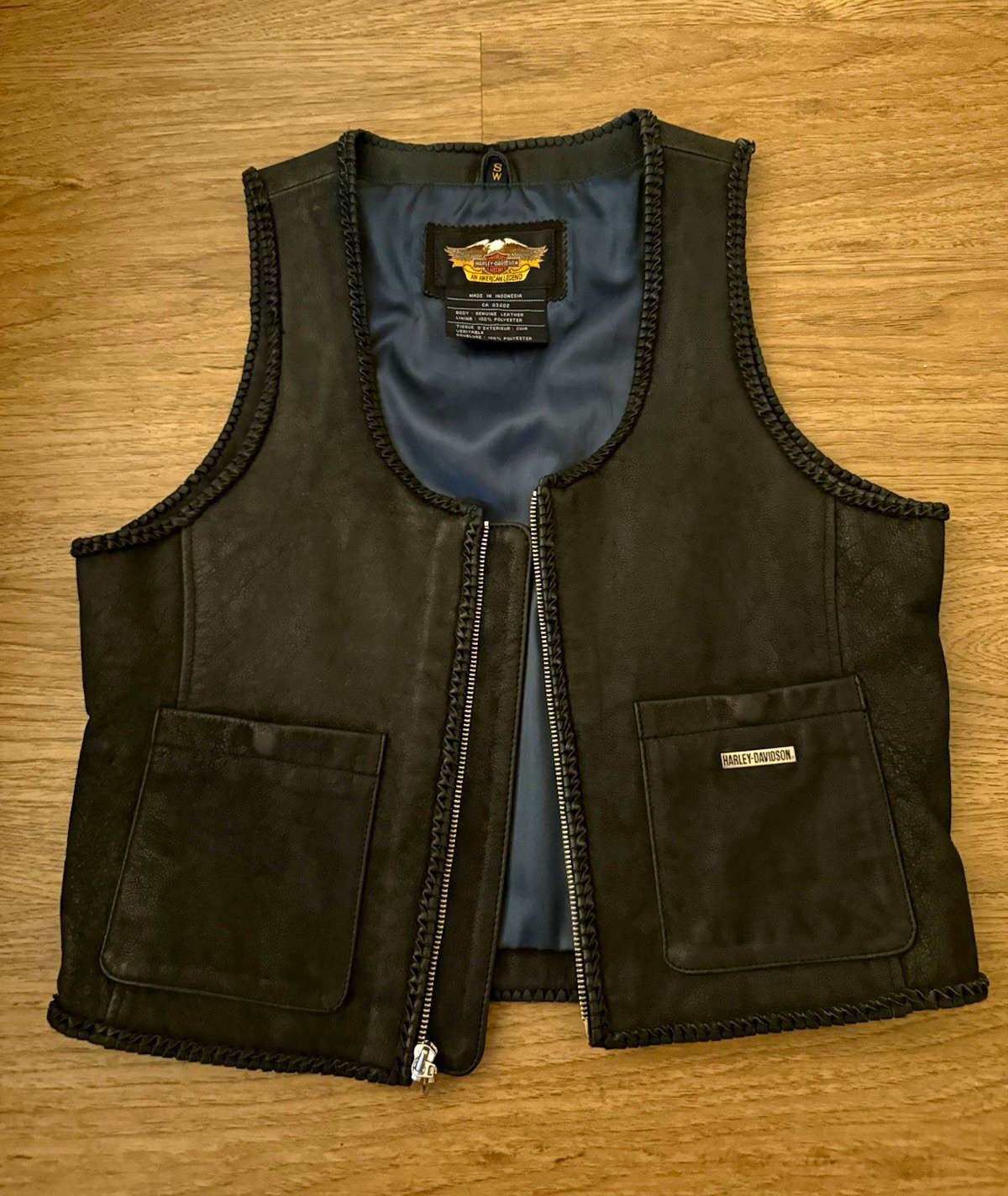 2000s Y2K Harley-Davidson Black Leather Zip Front Vest w/ Blue Lining