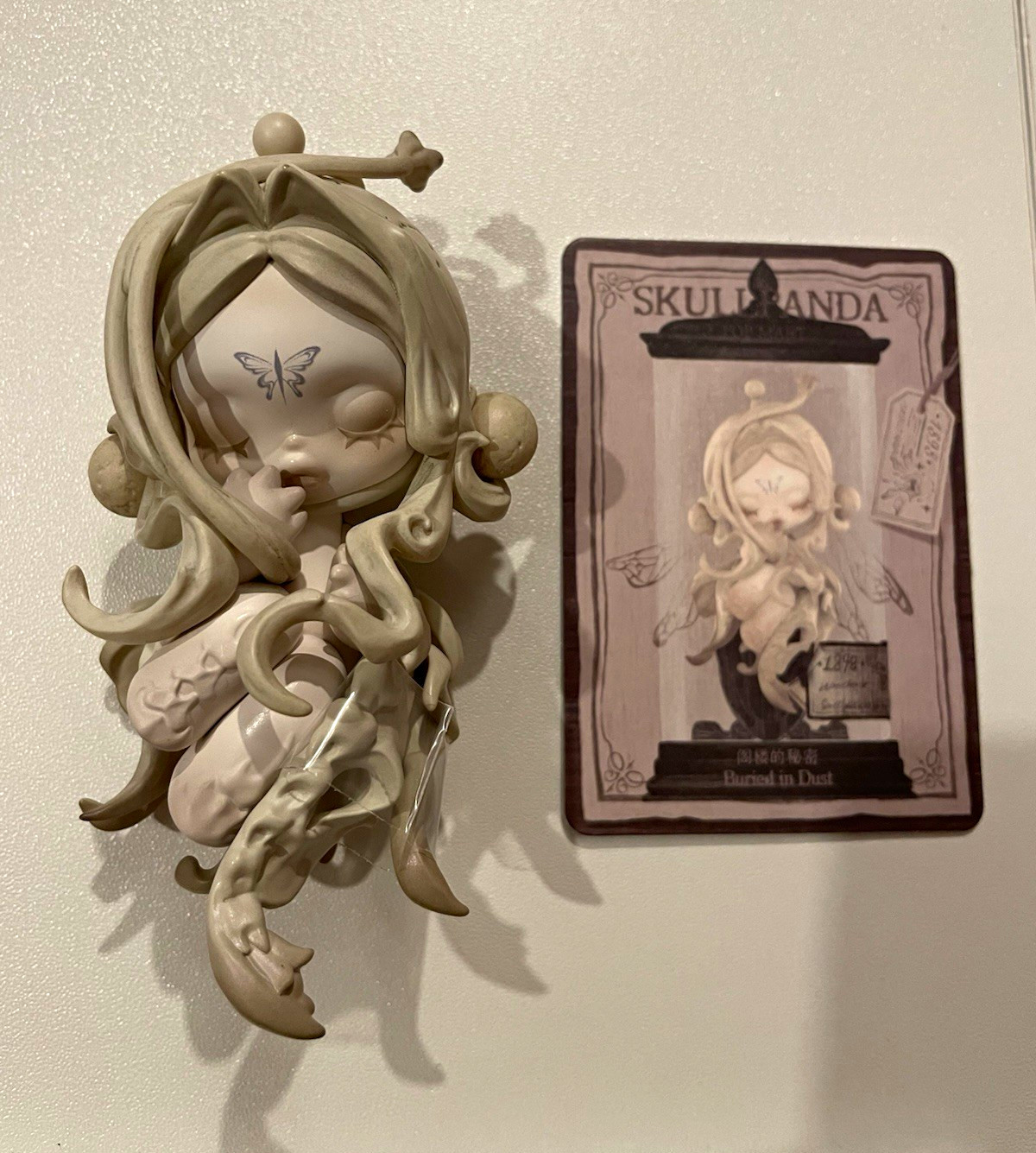POP MART Skullpanda The Attic of Oddities Figurine Buried In Dust Secret