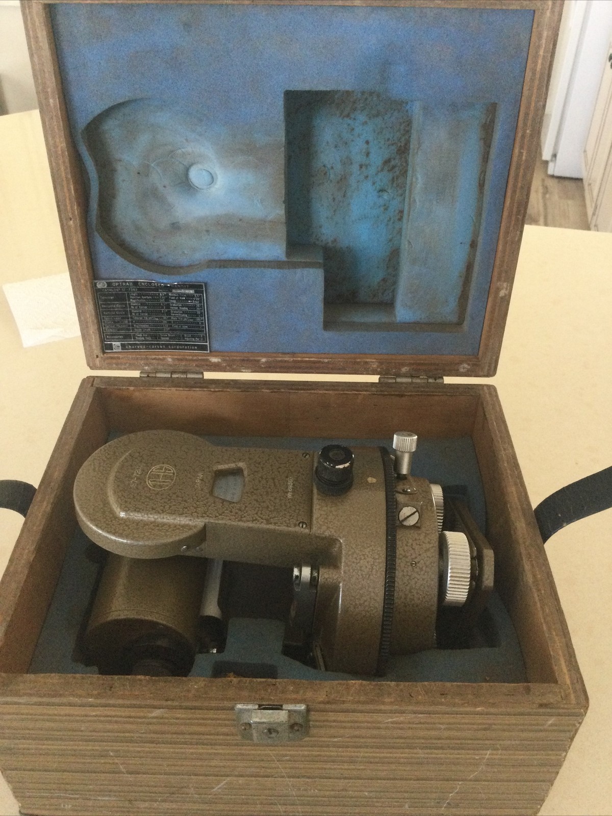 Vintage Surveying/Survey Level. Model # 57-7202. Charvoz-Carson Corp.