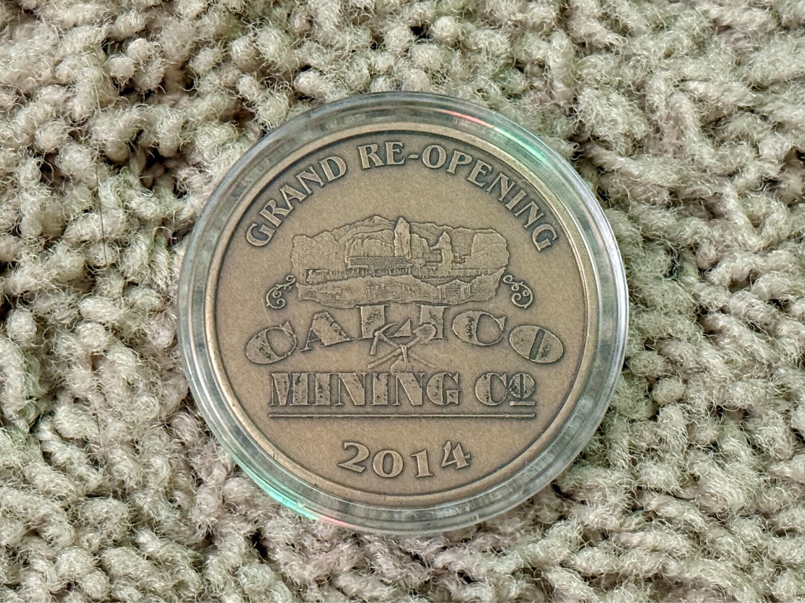 Knott\'s Berry Farm Souvenir Coin Calico Mining Co Re-Opening 2014 RARE OOP