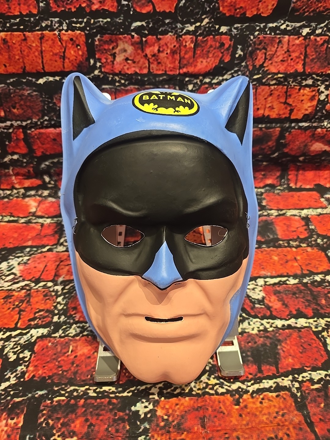VINTAGE 1960's Ben Cooper BATMAN Plastic Mask - NEVER USED