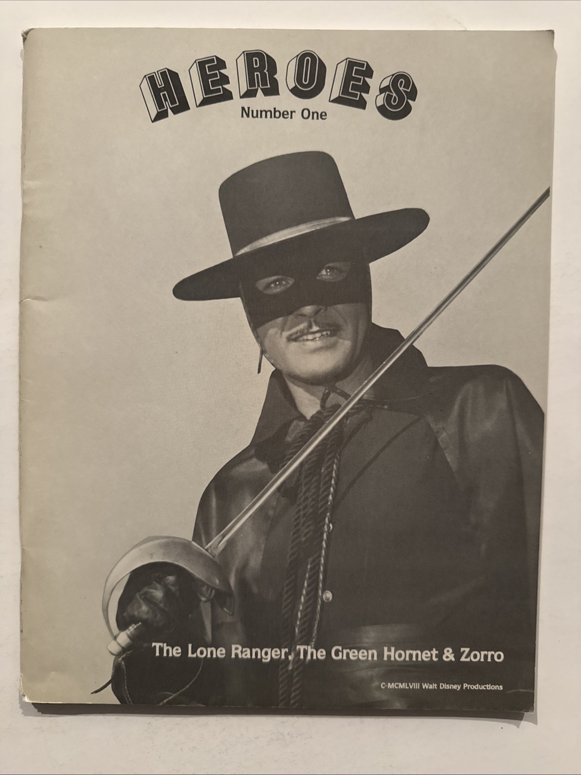 EXTREMELY RARE Vintage 1958 HEROES No. 1 Zorro Guy Williams Disney Magazine