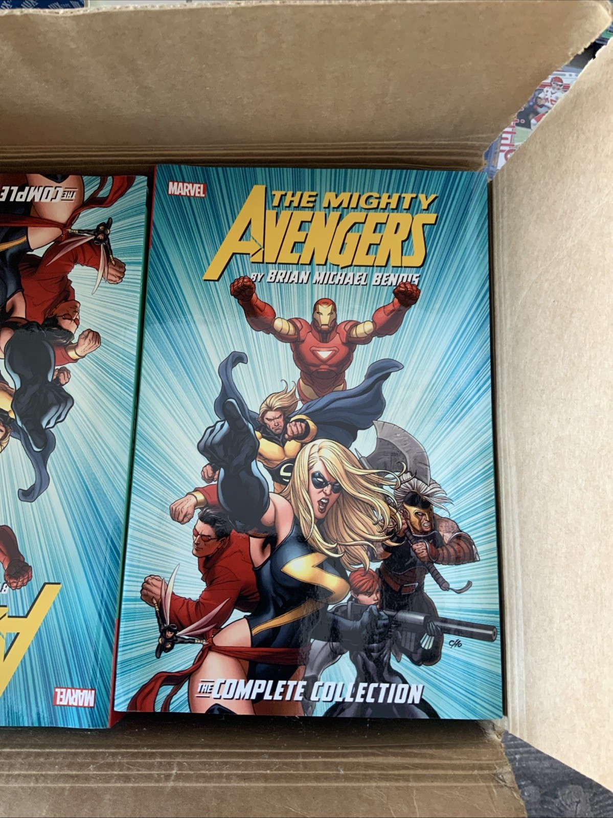 Mighty Avengers by Brian Bendis Complete Collection TPB MARVEL COMICS New
