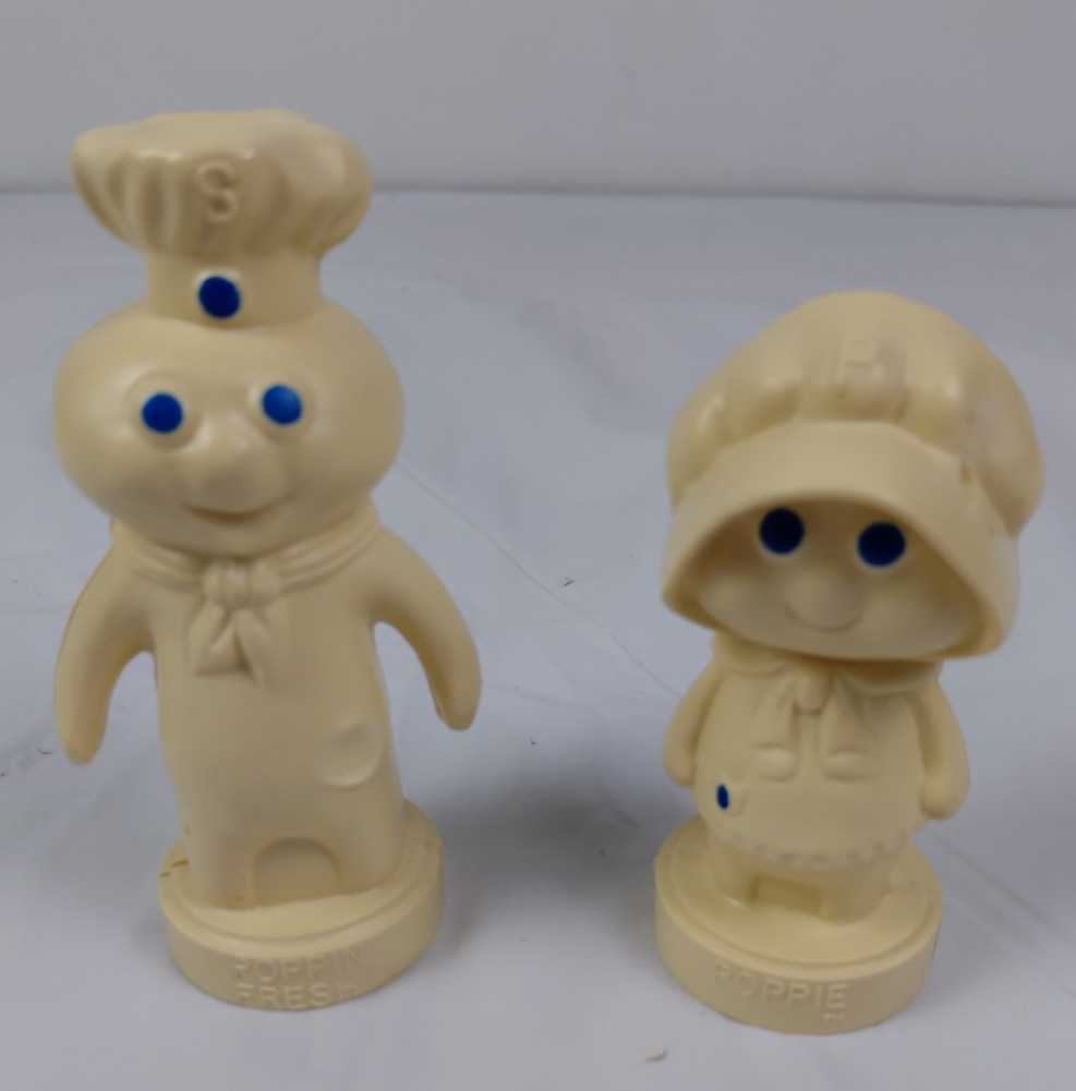 Vintage 1974 Pillsbury Dough Boy Poppin Fresh And Poppie Salt And Pepper Shakers