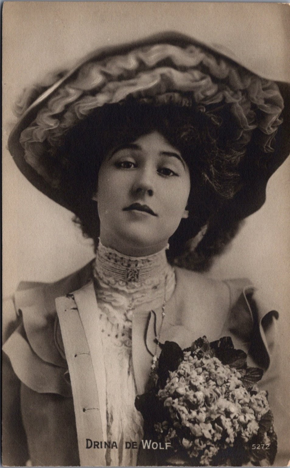 Drina De Wolf Edwardian Actress Portrait Photo Postcard A. H. Germany 5272