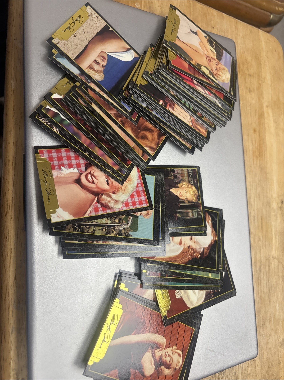 1995 Marilyn Monroe Series 2 Complete Trading Card Set 101-200 Sports Time, Inc.