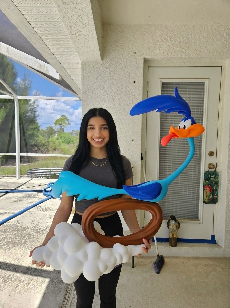 Road Runner Looney Tunes Inspired Life Size Replica Statue 1:1 Prop Collectible
