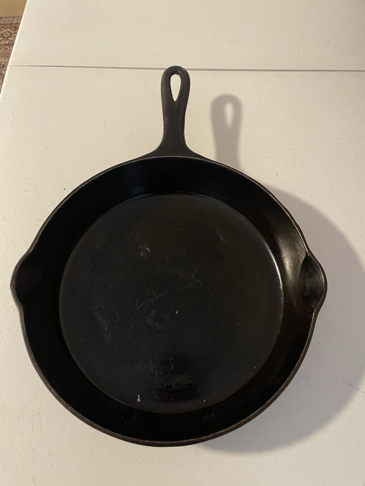 Griswold Cast Iron Skillet #8 Small Block Logo 704