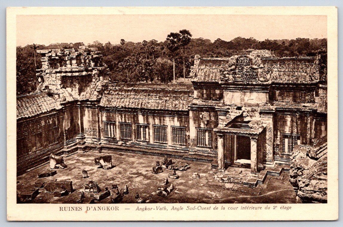 Antique Cambodia Postcard SIEM REAP Angkor Wat Inner Court 1920s