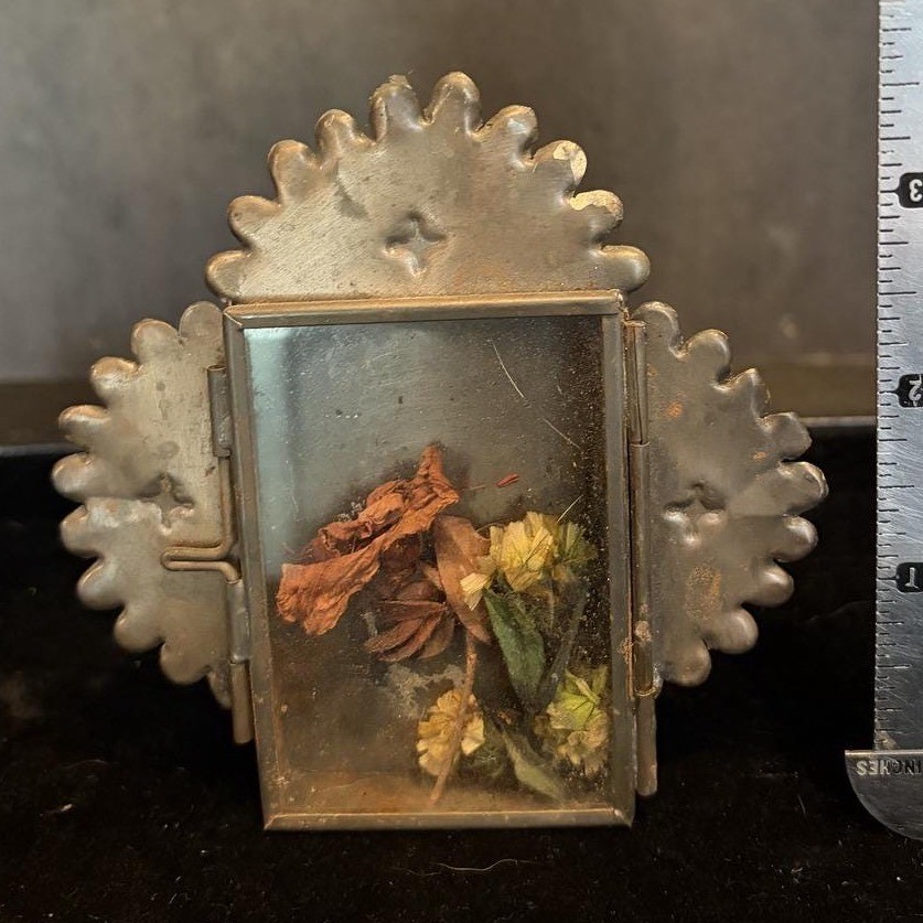 Vintage Mexican Tin Nicho Shadowbox Small Folk Art Shrine with Dried Flowers