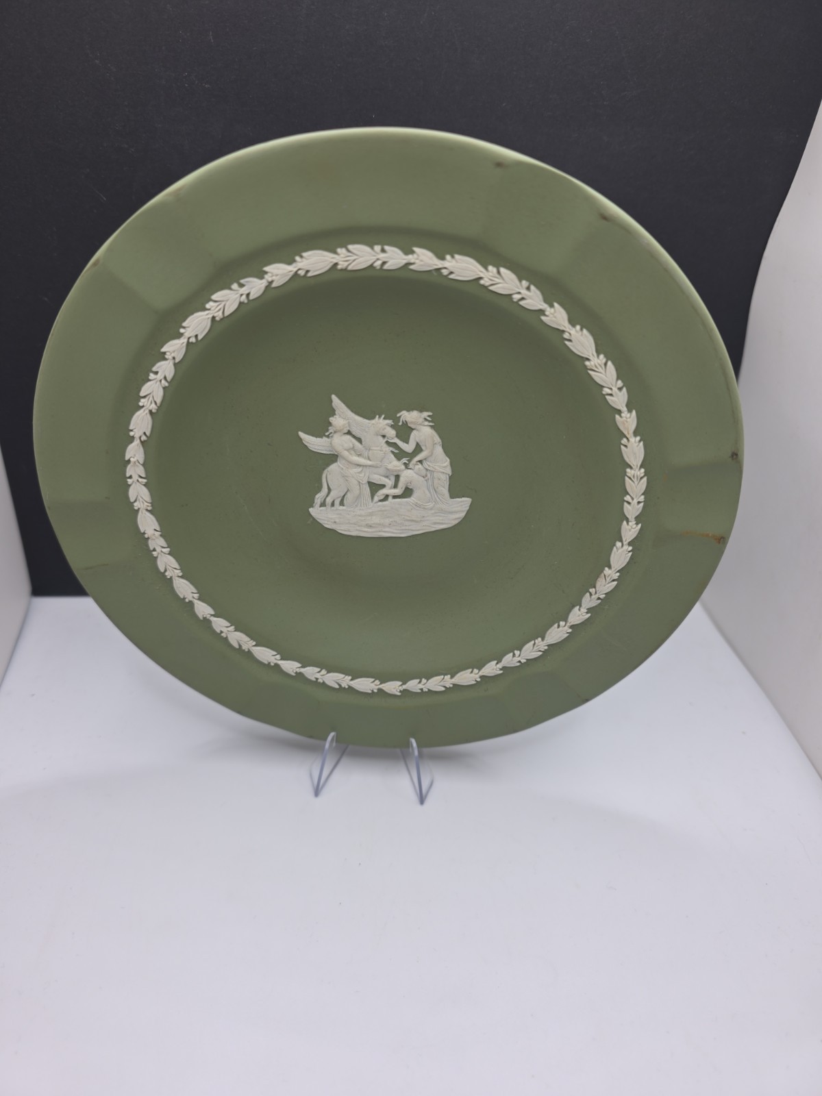 Vintage WEDGWOOD JASPERWARE sage green plate greek mythology Cupid and Venus
