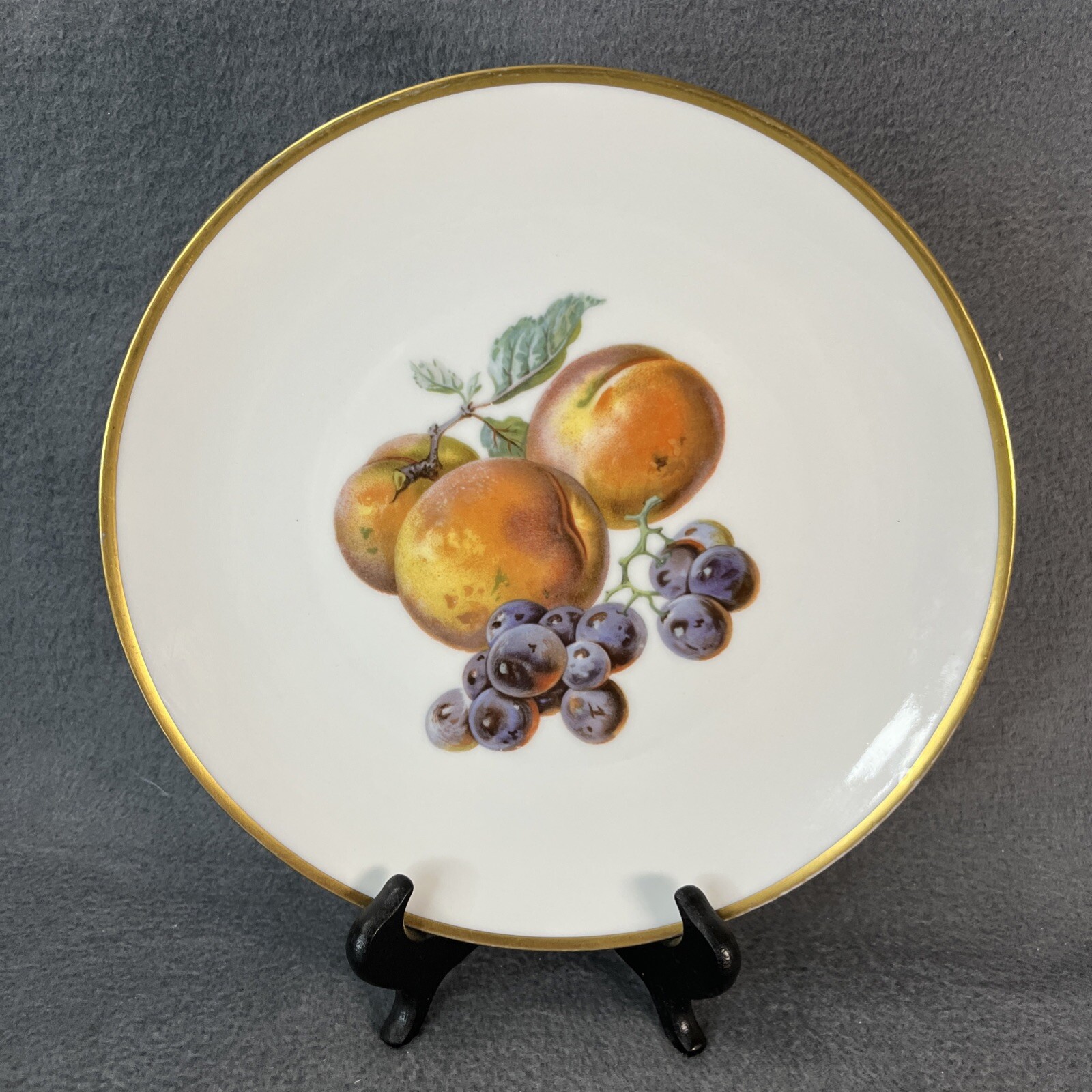 Bavaria Tirschenreuth Fruit Plate, Germany 8.5” Inch Gold Rimmed Vintage Bavaria Tirschenreuth Fruit Plate, Germany 8.5” Inch Gold Rimmed Vintage