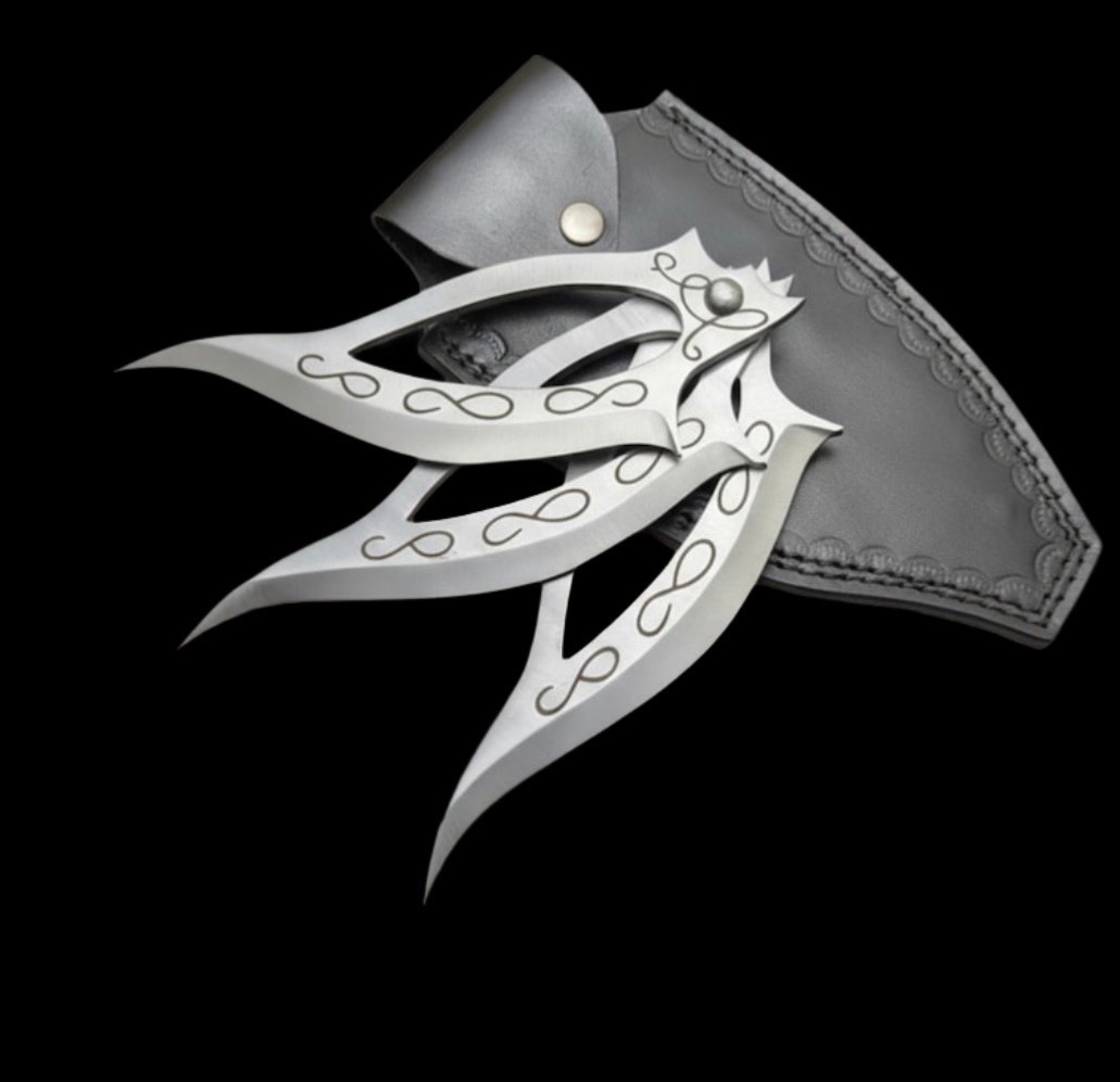 Mother Confessor Legend of Seeker Inspired Daggers |  Engraved Steel Blade