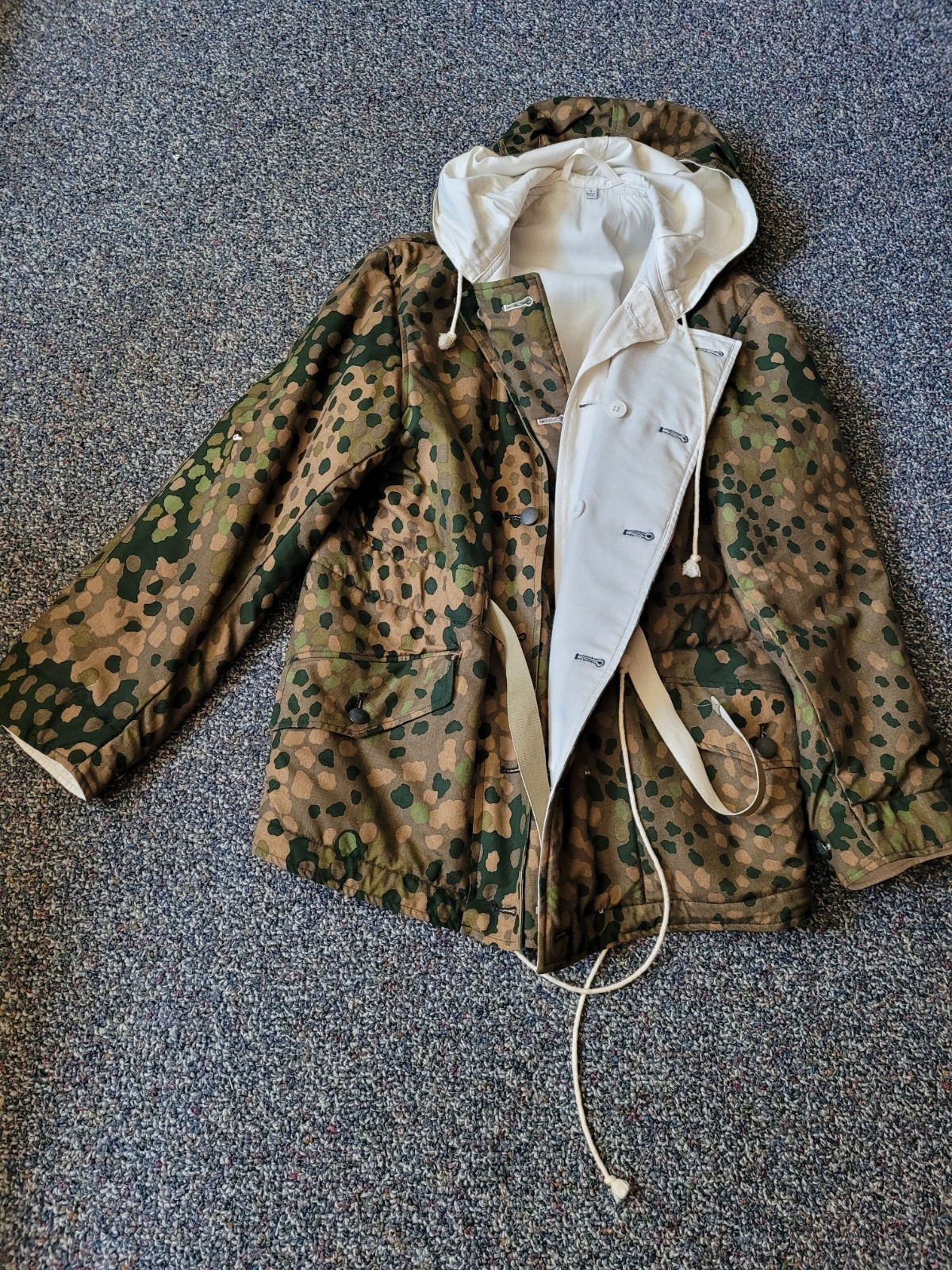 SM Wholesale WWll WW2 German Dot 44 Erbsenmuster Winter Parka MADE IN USA Small
