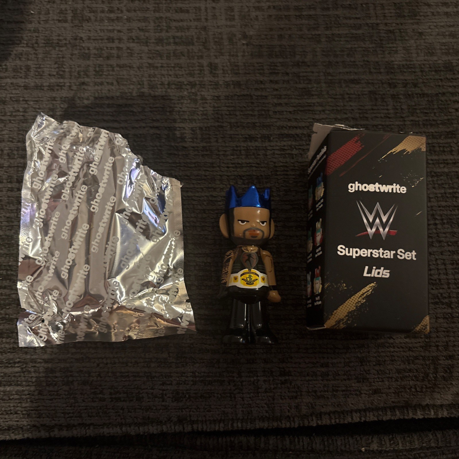 WWE Superstar Chase Lids Exclusive Ghostwrite Roman Reigns Sapphire 1/50 Rare