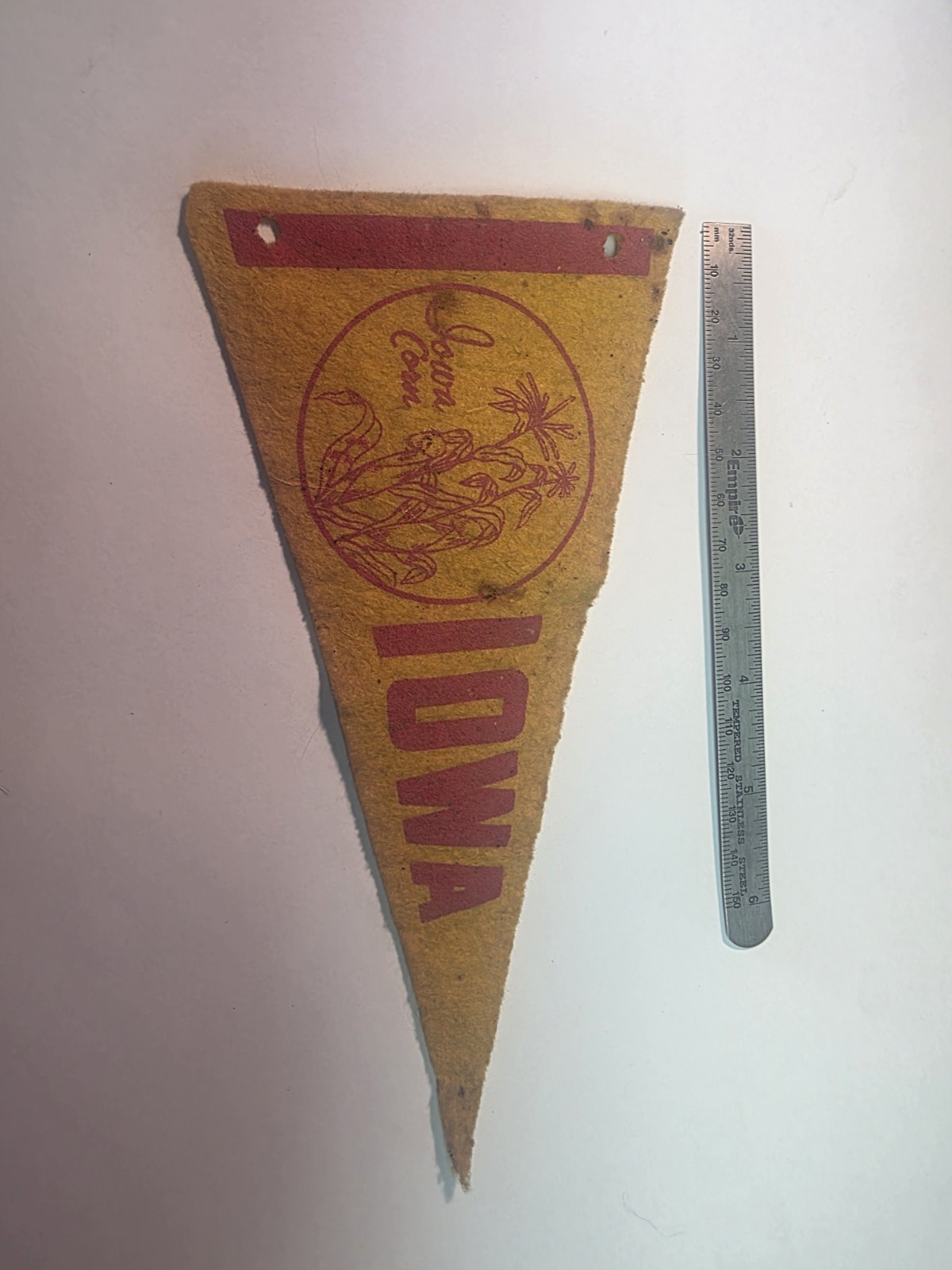 Vintage 1950 state of IOWA Mini Wool Felt Pennant Avg 7.5\