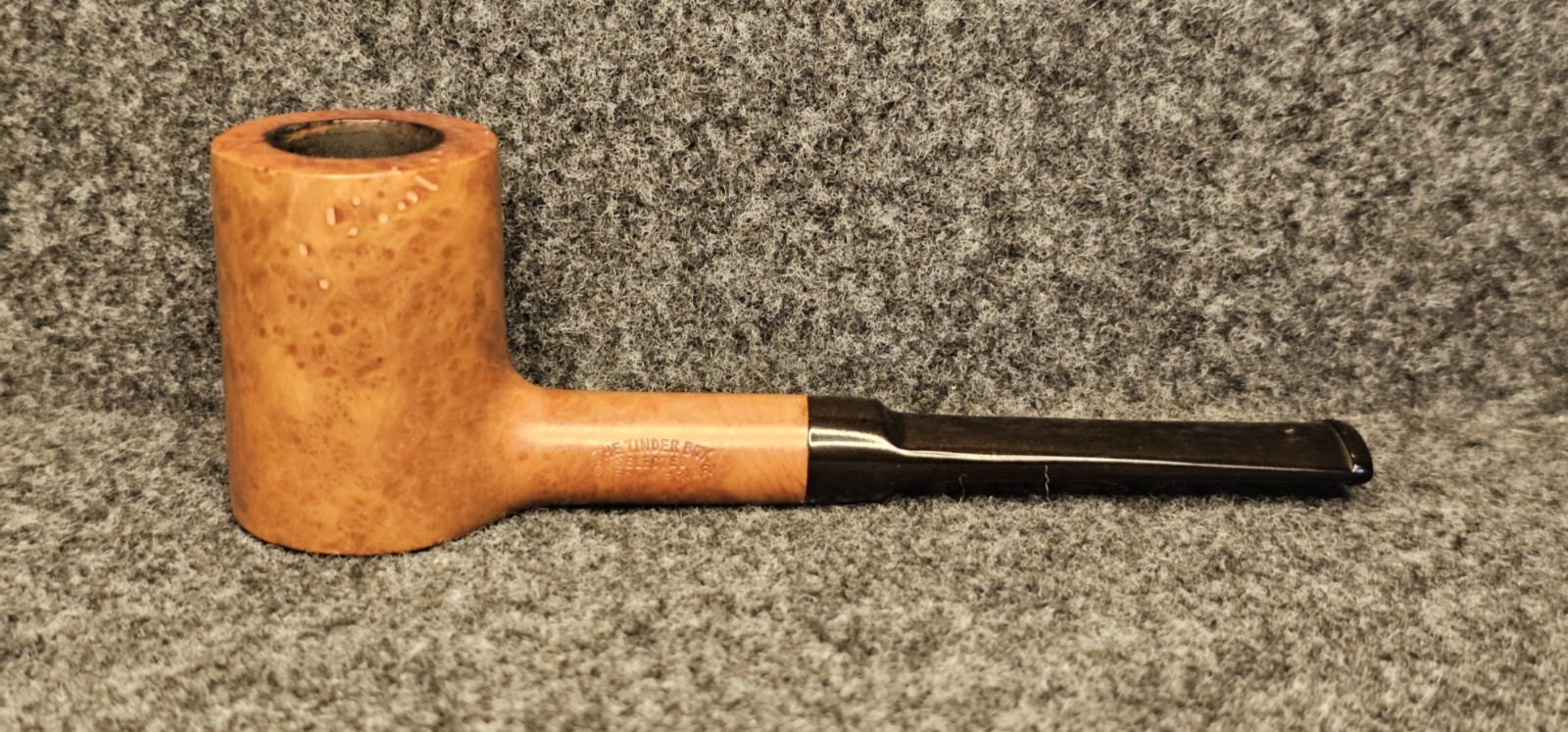 The Tinder Box Estate Tobacco Pipe