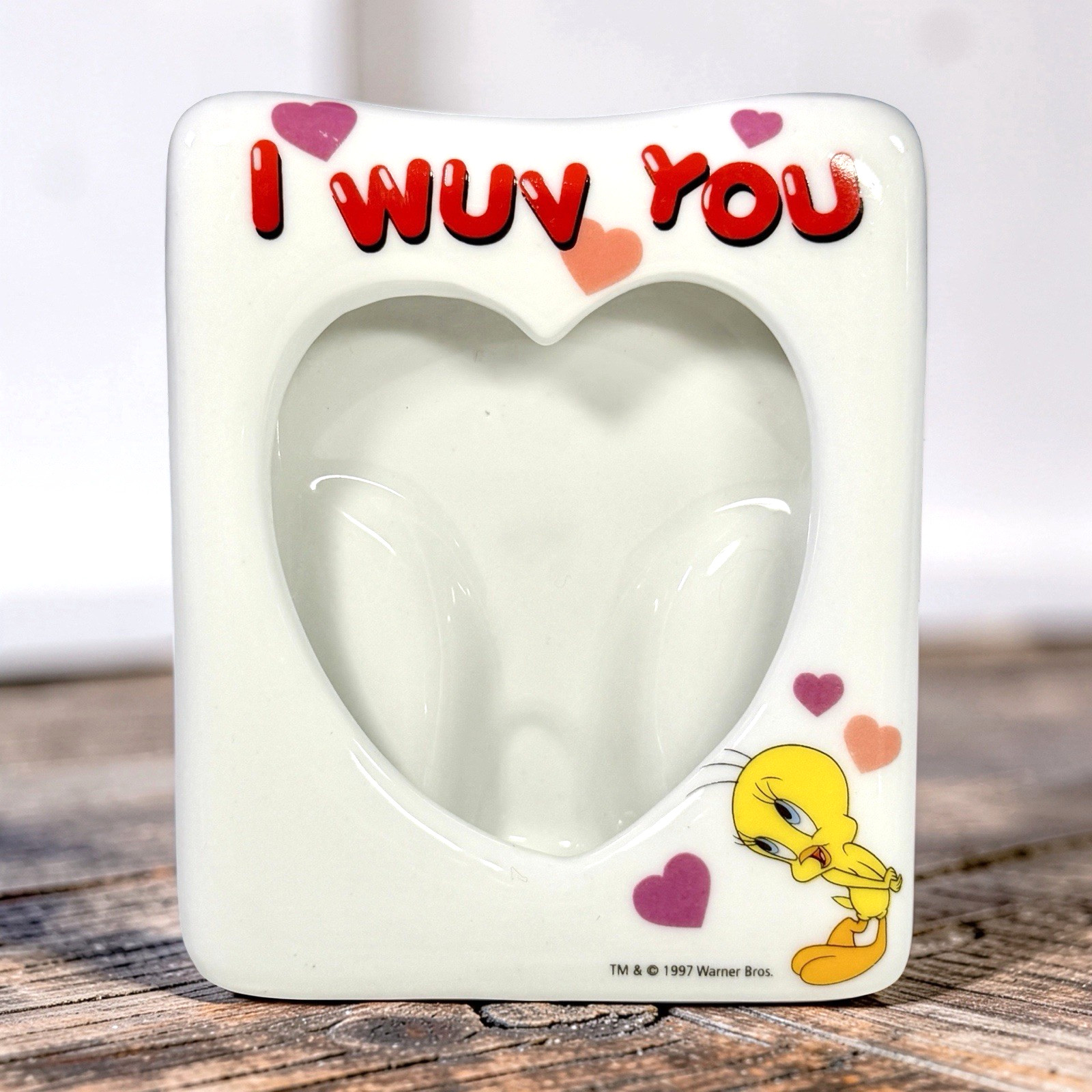 Vintage 1997 Warner Bros Tweety Bird Picture Frame I Wuv You Ceramic Heart 3.75