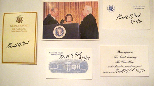 PRESIDENT GERALD FORD 3 RARE SIGNED WHITE HOUSE CARDS + EXTRA CARD SIGNED 