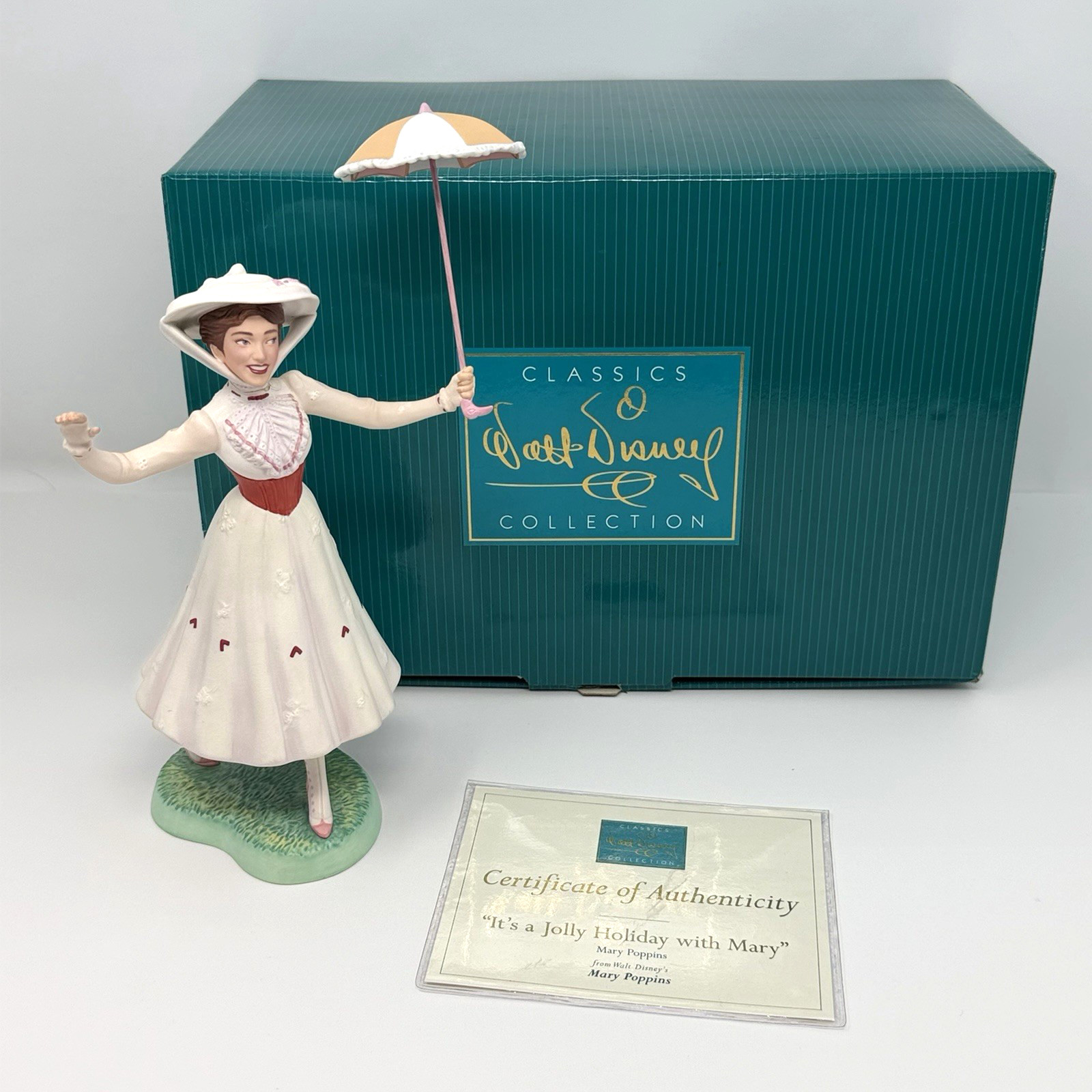 Disney WDCC It's Jolly Holiday with Mary Poppins  White Red Dress Umbrella READ