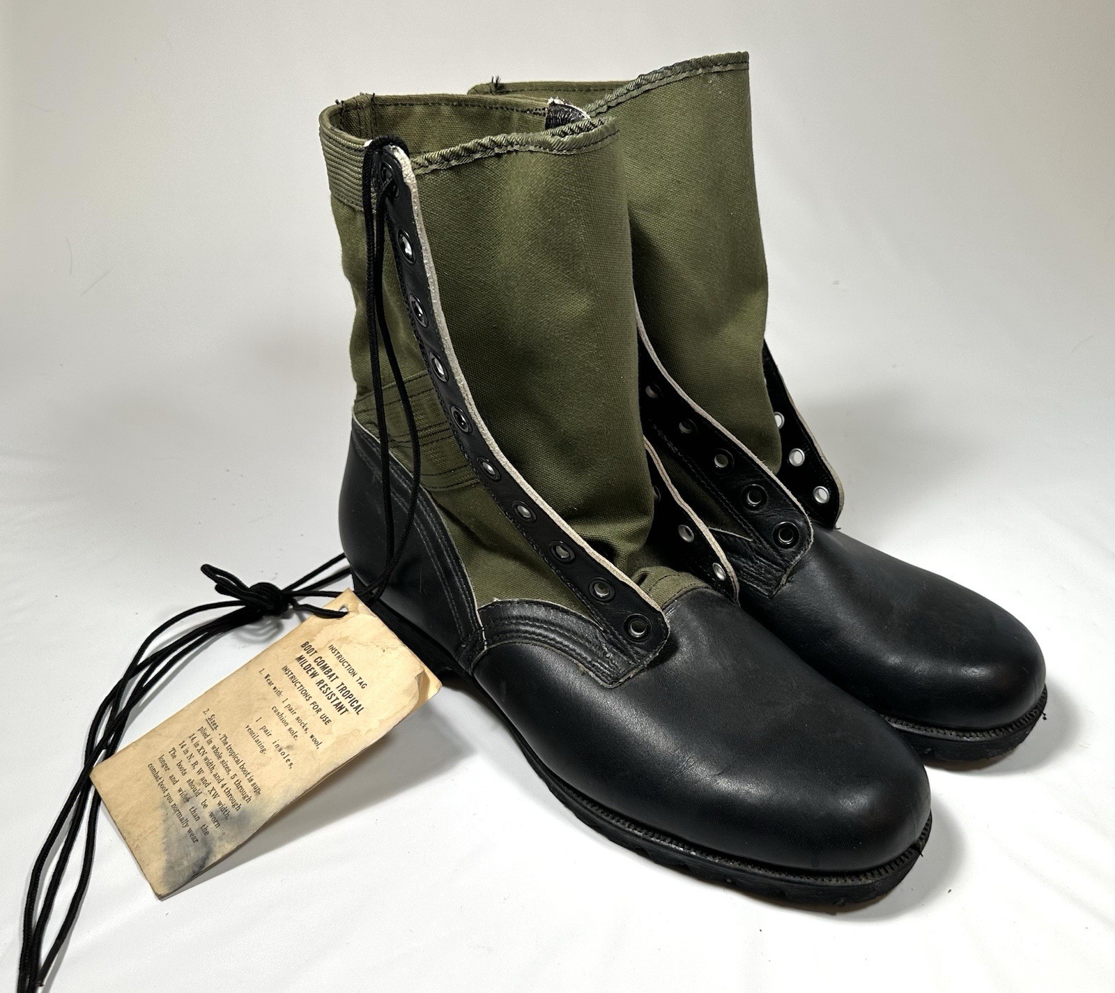 US Vietnam Era 1967 Jungle Boots Tropical Combat 12R NOS