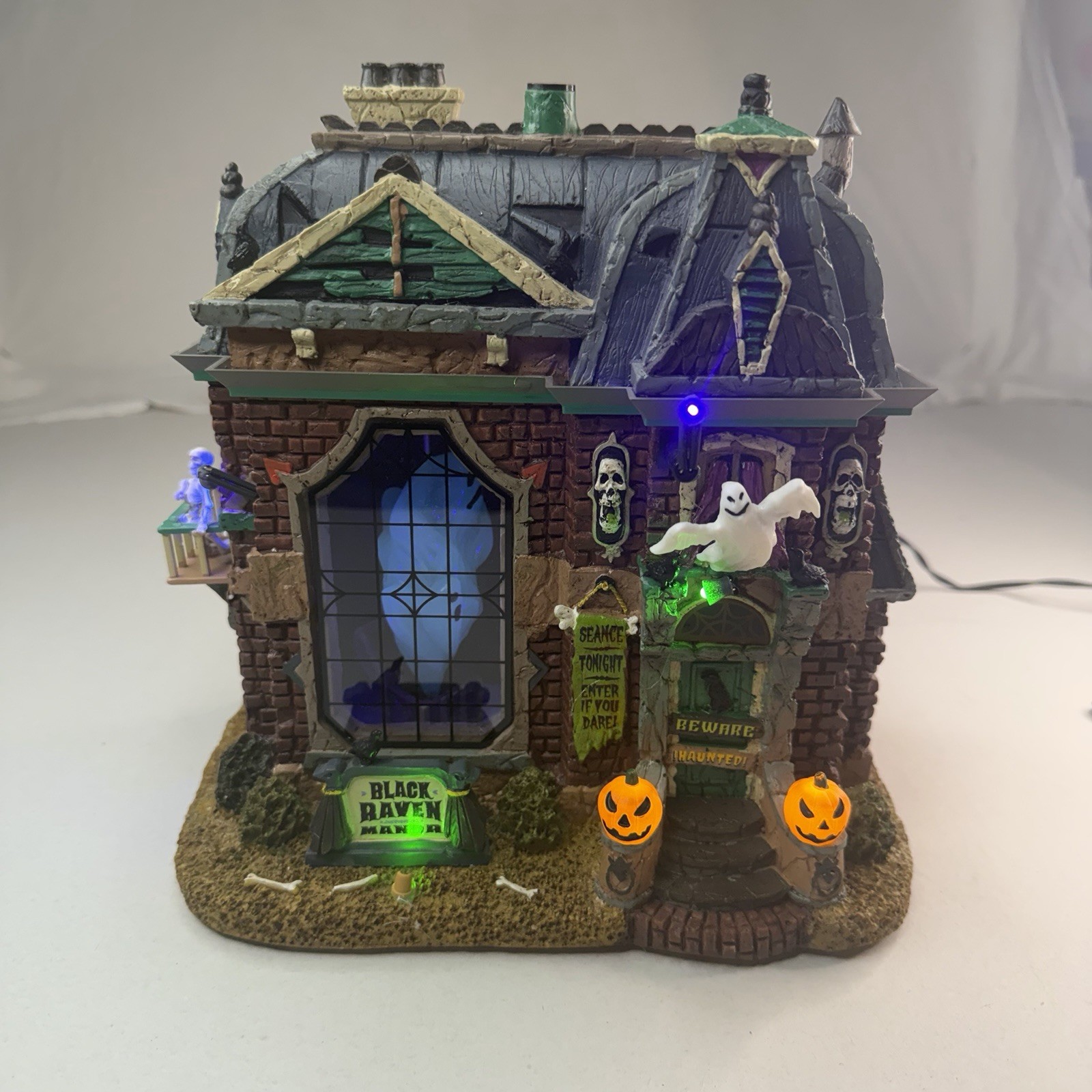 Lemax Spooky Town \