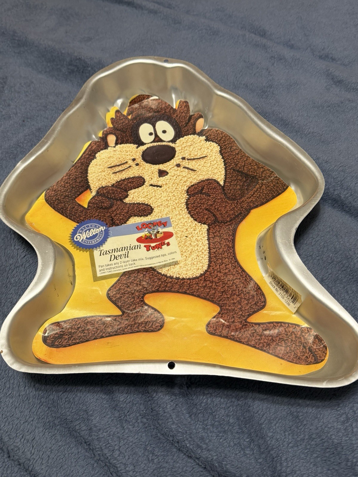 Vintage Wilton Tasmanian Devil Cake Pan 1995 EUC
