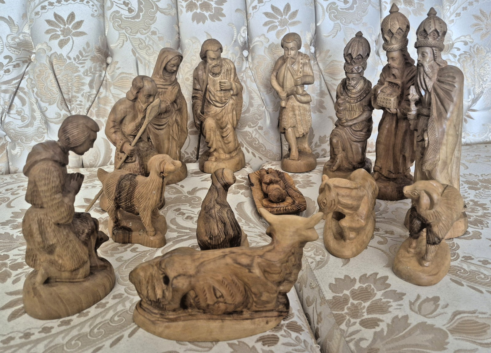Large 16 Piece Wood Carved 10 Inch Scale Nativity Set Wise Men Goat Mary Jesus