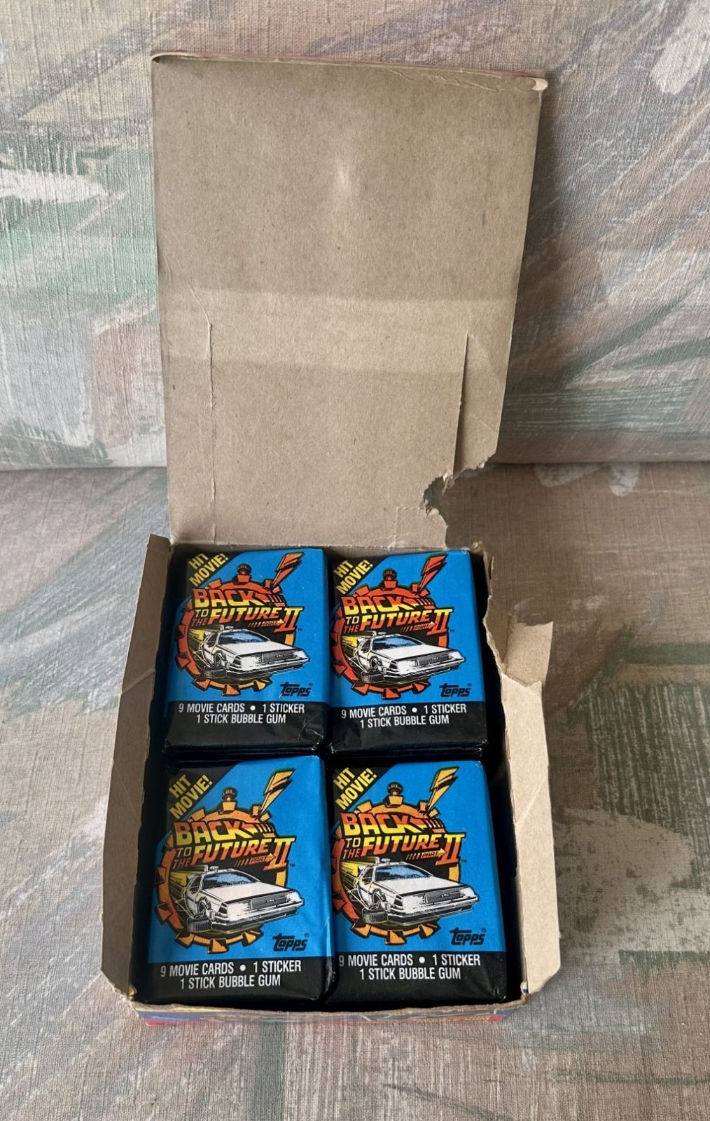 Topps Back To The Future II Wax Box 34 Packs - Vintage 1989 & Rare