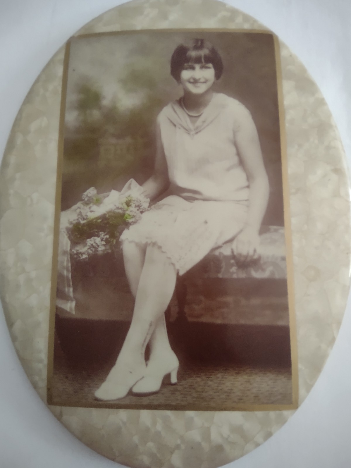 Antique CELLULOID Tin PHOTO   BEAUTIFUL YOUNG WOMAN
