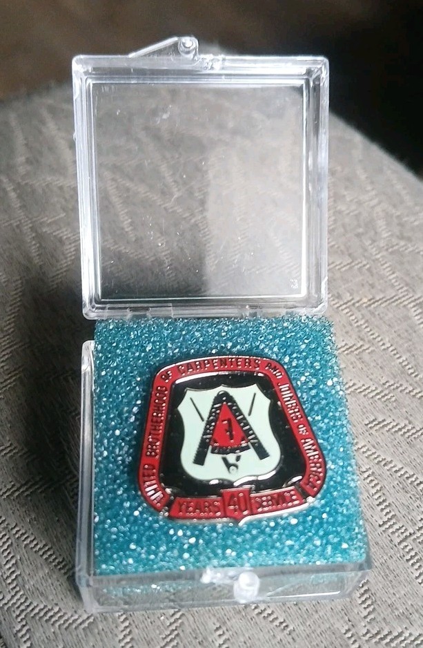 United Brotherhood of Carpenters and Joiners of America 40 Years of Service Pin