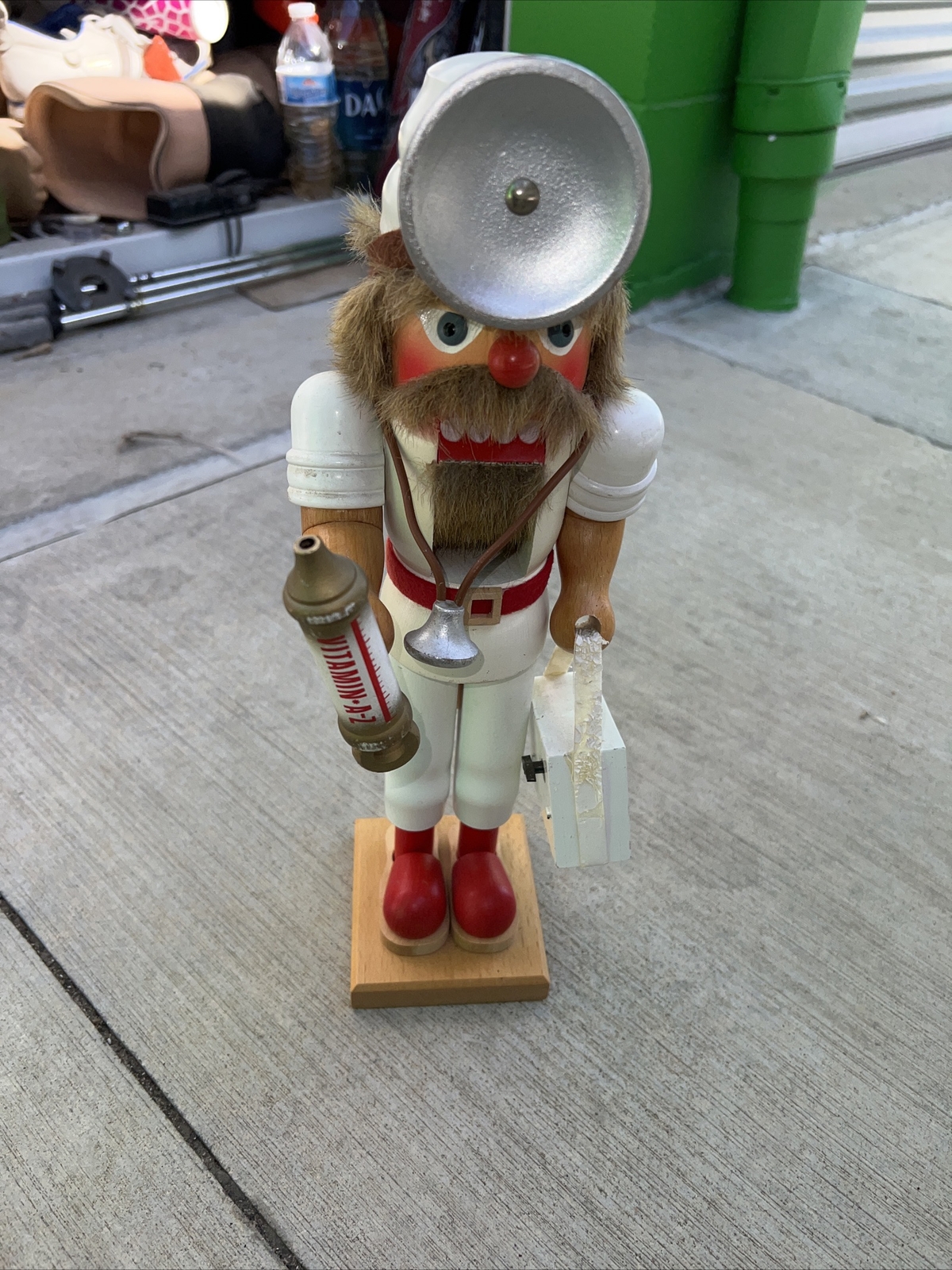 Holzkunst Christian Ulbricht Handmade West Germany Doctor Nutcracker Music Box