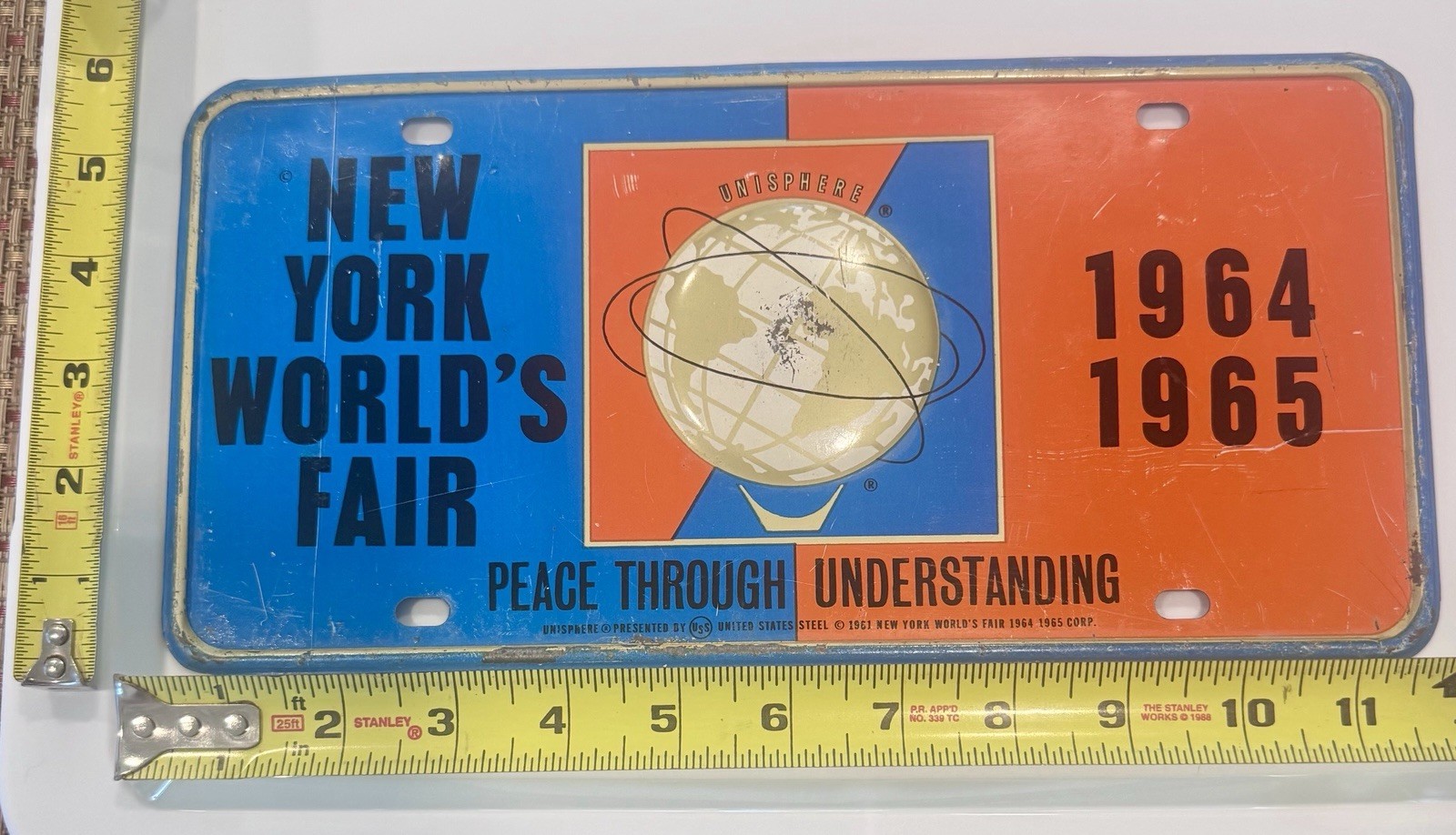 1964-65 NEW YORK WORLD’s FAIR VINTAGE PLATE **FULL** SIZE UNISPHERE 64 65